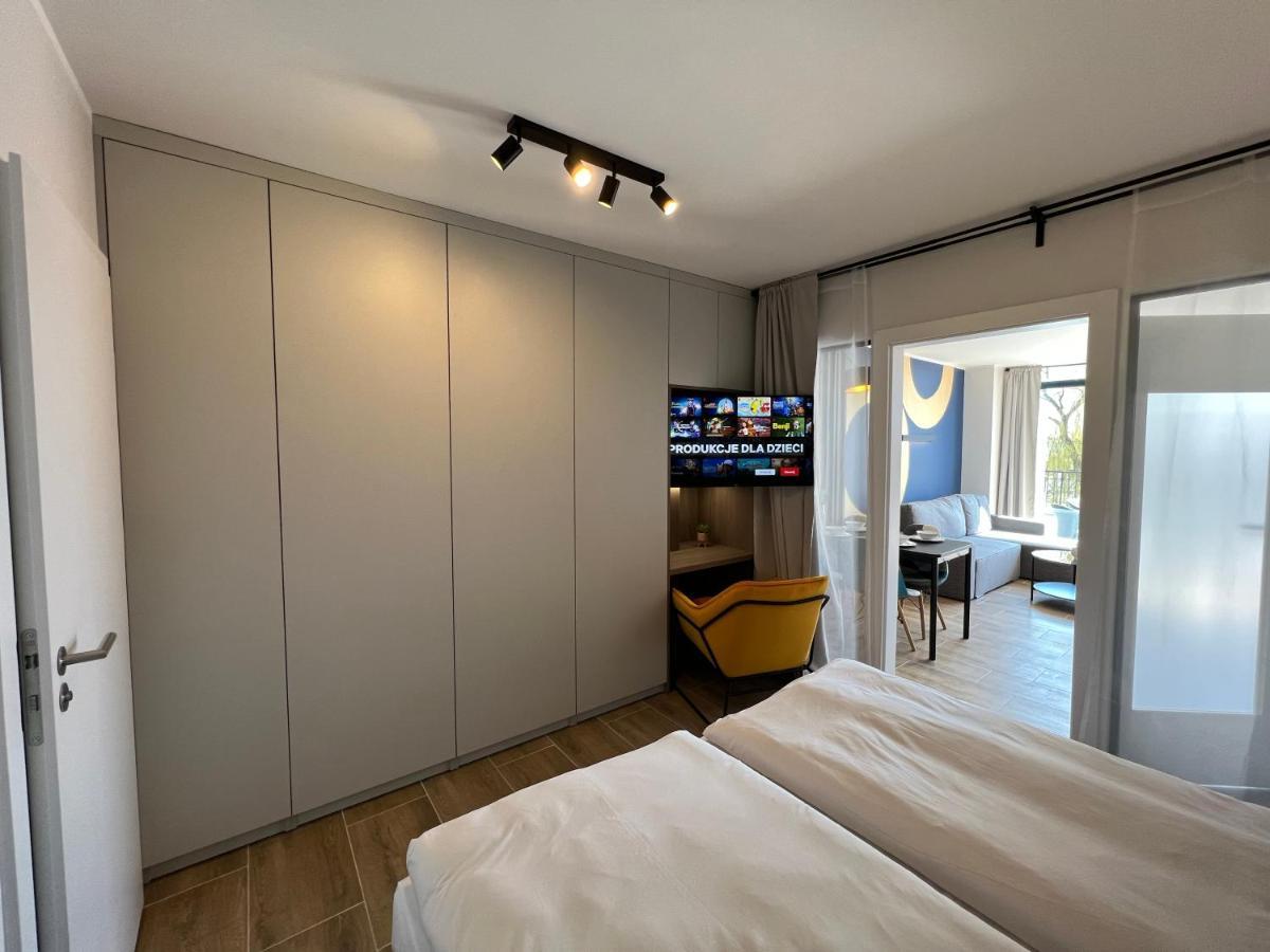 Party Avangarde Apartments City Center Leba Exterior photo