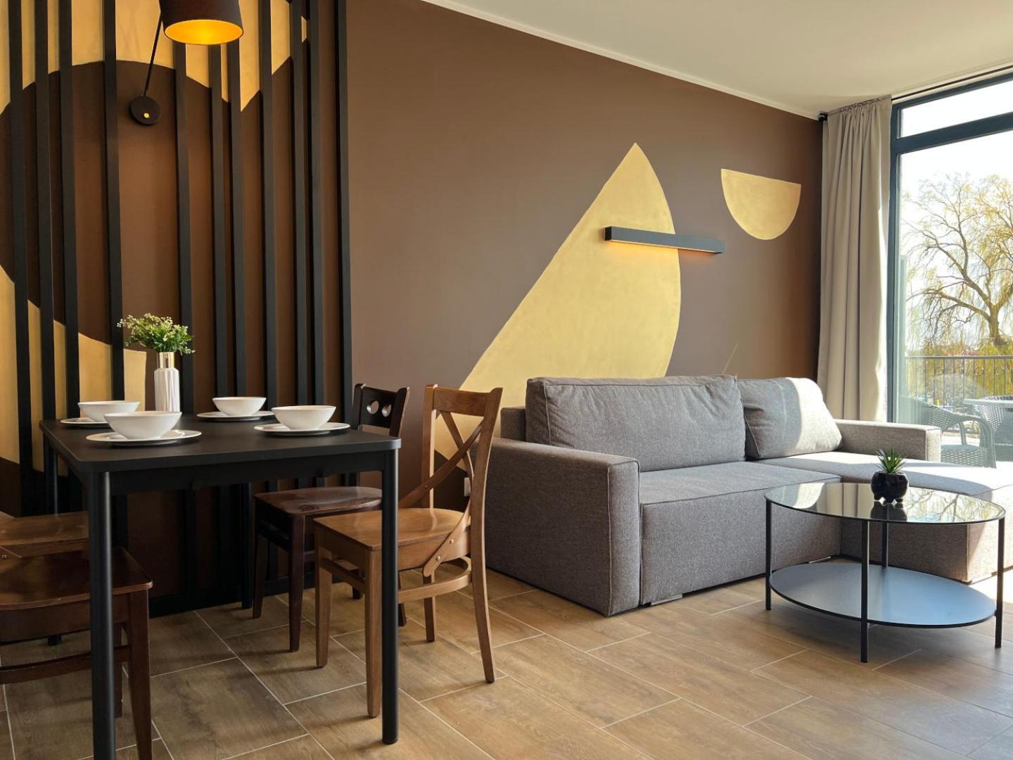 Party Avangarde Apartments City Center Leba Exterior photo